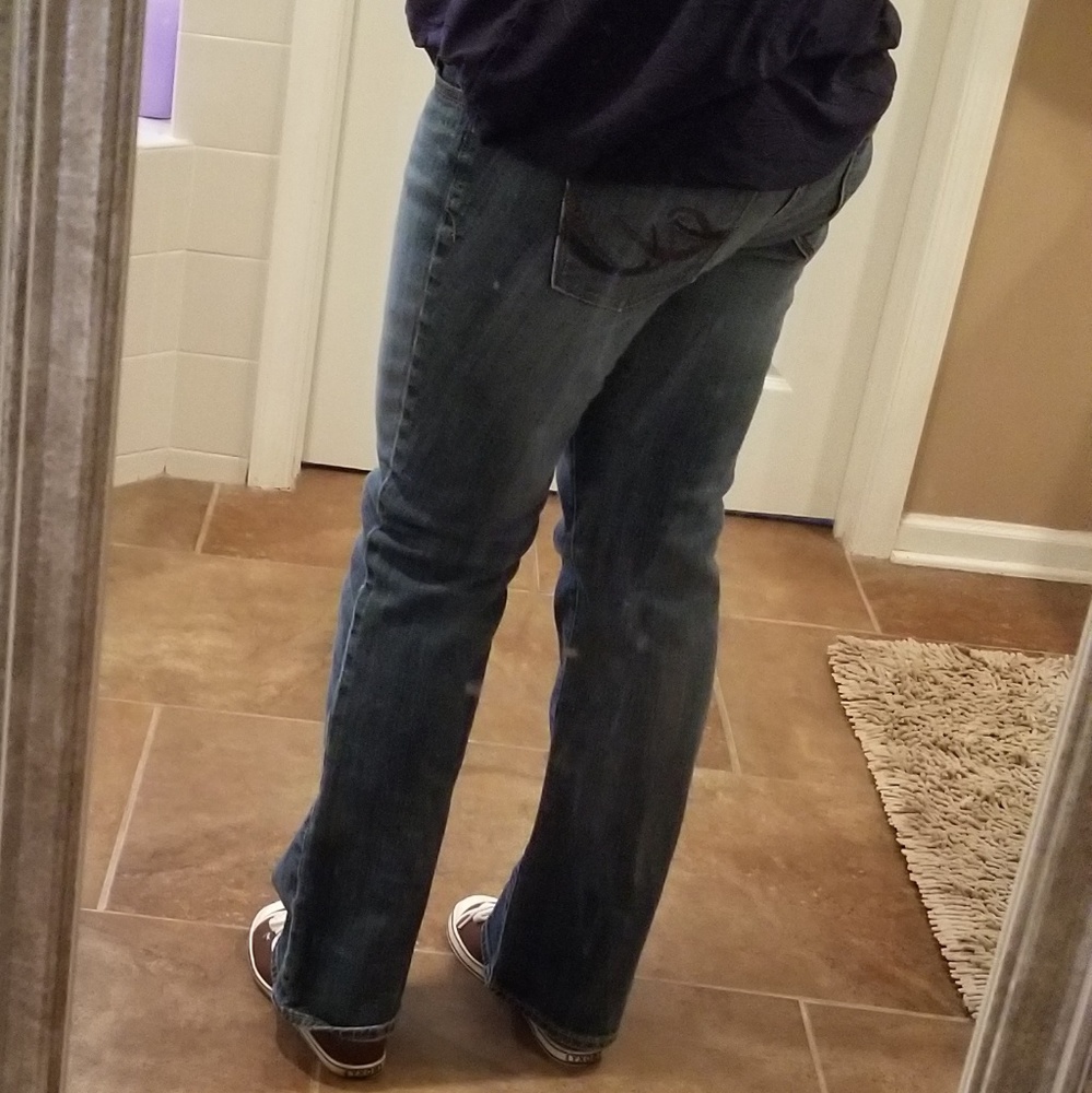 Jeans - Picture 2 of 3
